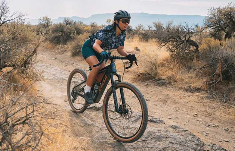 Elektryczny gravel z pełnym zawieszeniem? Takiego modelu jeszcze nie widzieliście
